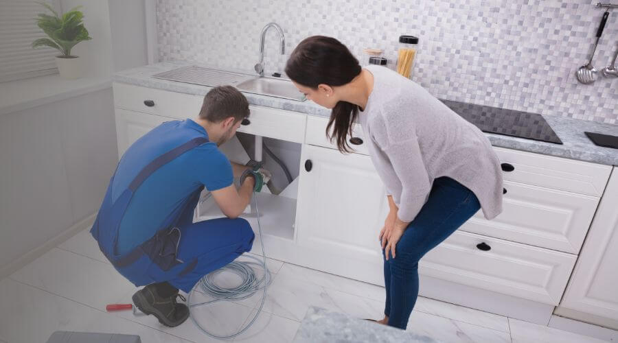 Professional Leak Detection in Poland, IN